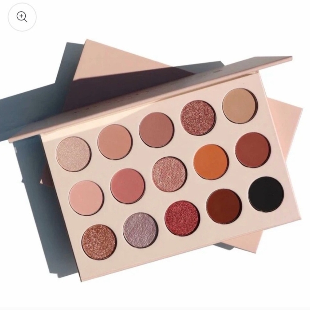 Moonslice Beauty Celestial Eyeshadow Palette - Picture 4 of 6